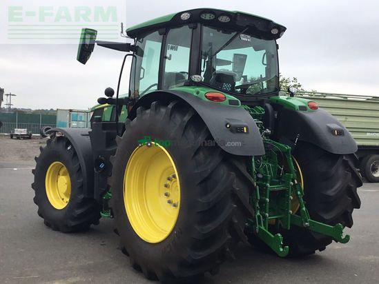Tractor agrícola - John Deere - 6R215