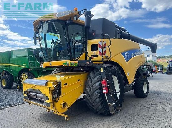 Cosechadora de Cereal - New Holland - cr 9080