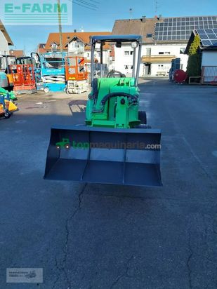 Minicargadora - Avant - 630