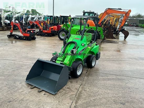Minicargadora - Avant - 423 compact telescopic telehandler (st25735)