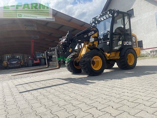 Minicargadora - JCB - smart power+ gabel