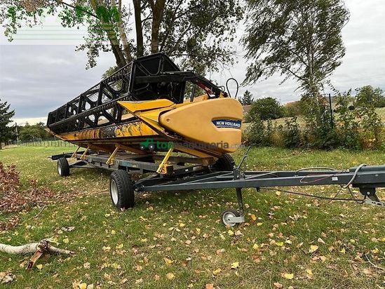 Cosechadora de Cereal - New Holland - cr 9070