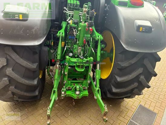 Tractor agrícola - John Deere - 6215r