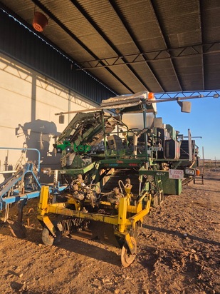 Otra cosechadora - 350 ST