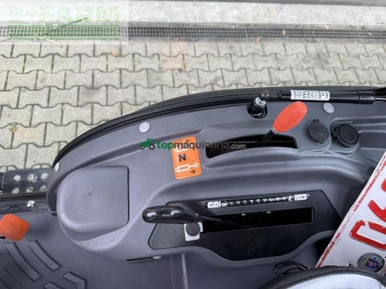 Tractor agrícola - Solis - 26 hst kabine panther (black)