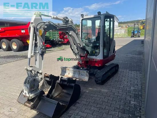 Excavadora - Takeuchi - tb 225 v4