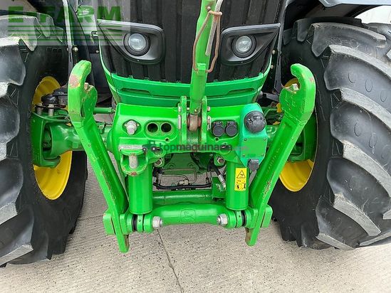 Tractor agrícola - John Deere - 6215r premium edition tractor (st26314)
