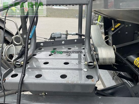 Empacadora gigant - Claas - variant 480 rc pro