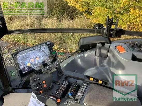 Tractor agrícola - Valtra - q305