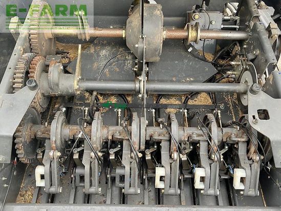 Empacadora gigant - Claas - quadrant 3400 rc