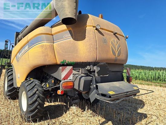 Cosechadora de Cereal - New Holland - cx 5090 elevation im kundenauftrag