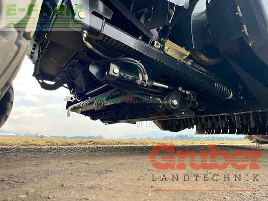 Empacadora gigant - New Holland - bb 1270