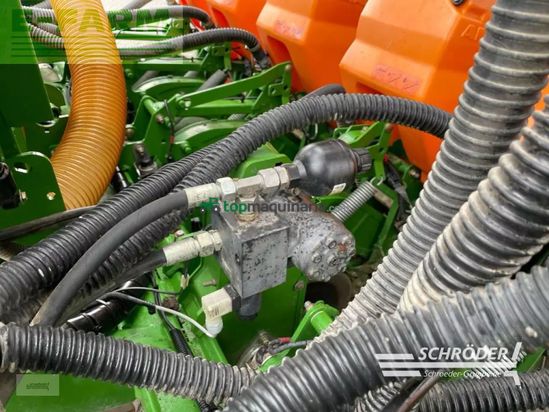 Sembradora monograno mecanica - Amazone - ed 6000-2fc + fronttank