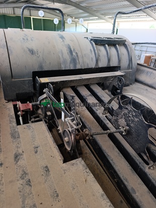 Empacadora gigante - New Holland - Bigbaler 890