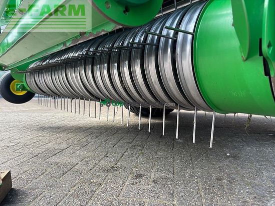 Empacadora gigant - John Deere - f441r