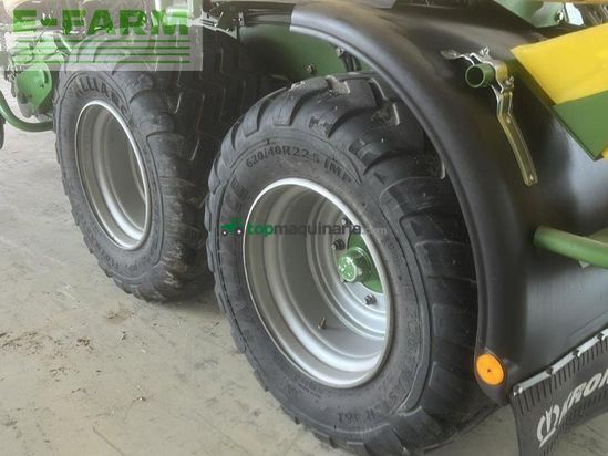Empacadora gigant - Krone - comprima cv 150 xc