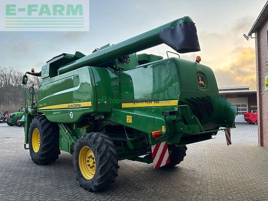 Cosechadora de Cereal - John Deere - t660i