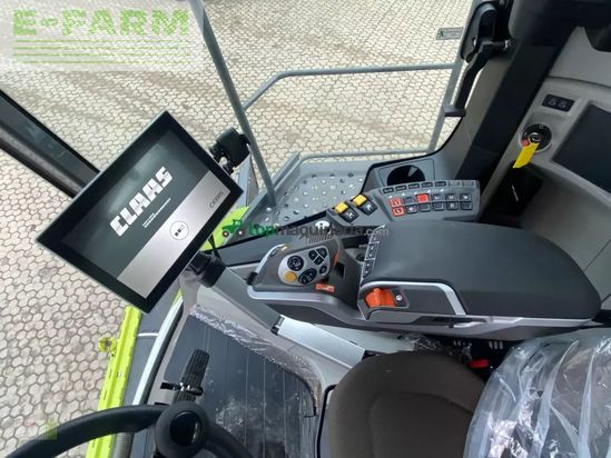 Cosechadora de Cereal - Claas - trion 530 mit vario 680