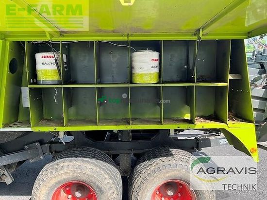 Empacadora gigant - Claas - quadrant 2100 rc