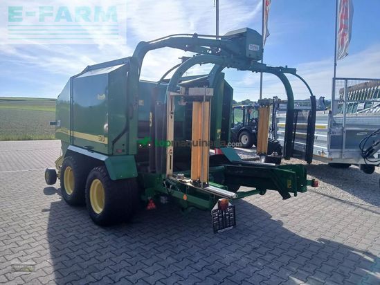 Empacadora gigant - John Deere - 678