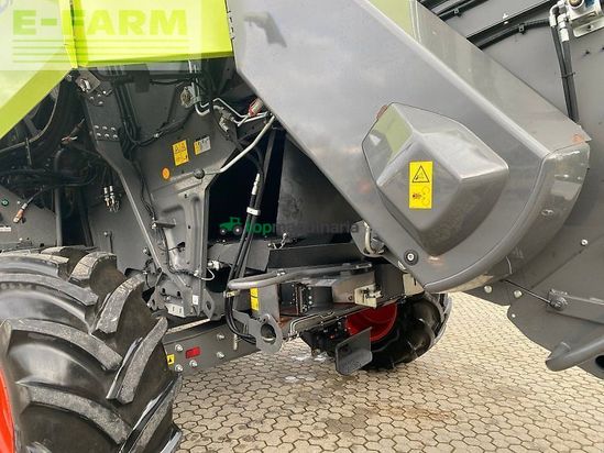 Cosechadora de Cereal - Claas - trion 530 mit vario 680