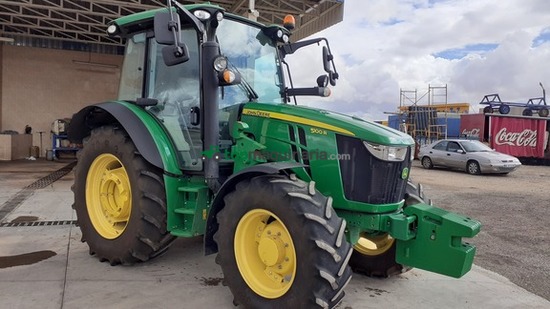 Tractor agrícola - John Deere - 5100R
