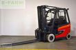 Elevadora - Linde - e 30/600 h 1252