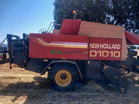 Empacadora gigant - New Holland - D1010