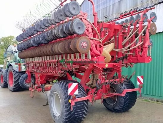 Sembradora - Accord - dg12000