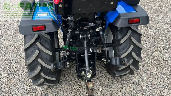 Tractor agrícola - Solis - s26 6+2 med brede traktordæk
