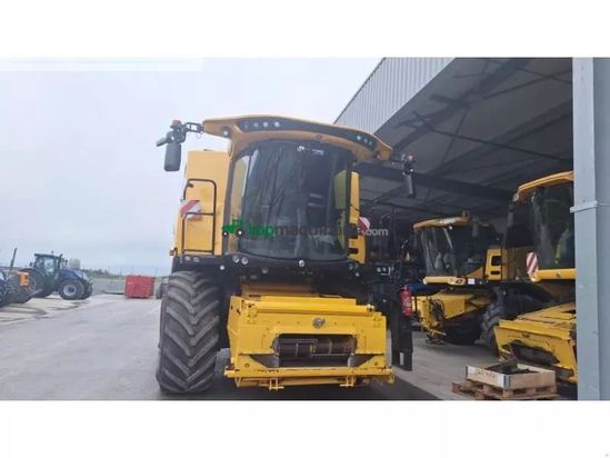 Cosechadora de Cereal - New Holland - cr7-90