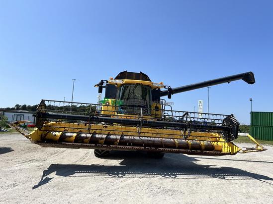 Cosechadora de Cereal - New Holland - CX8080