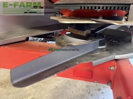 Esparcidor - Kuhn - axis 50.1 h-emc-w