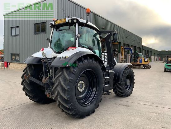 Tractor agrícola - Valtra - t235 versu tractor (st24702) Versu