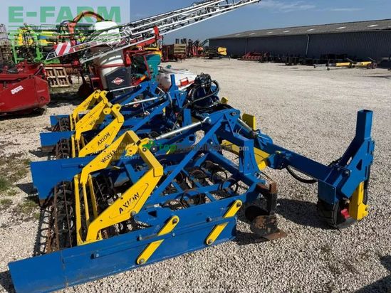 Cultivador -  - axion vibr tri