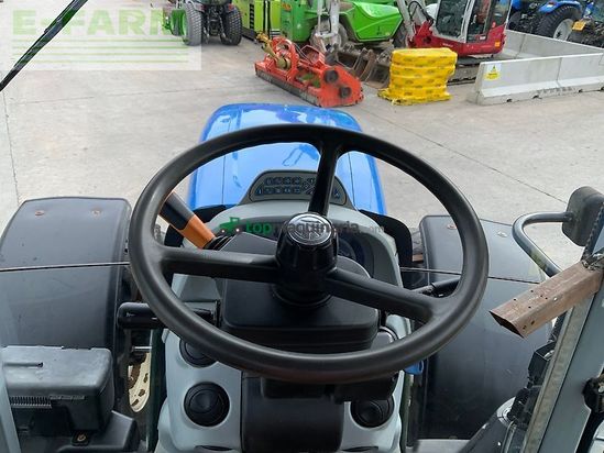 Tractor agrícola - New Holland - t7.210 tractor (st26606)