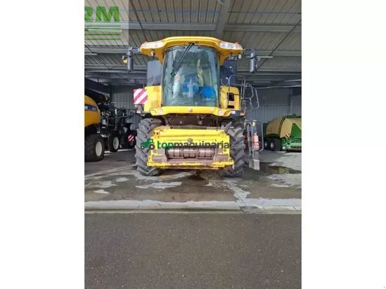 Cosechadora de Cereal - New Holland - cr9070