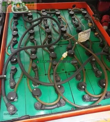 Elevadora - Linde - e 18 evo 386-02