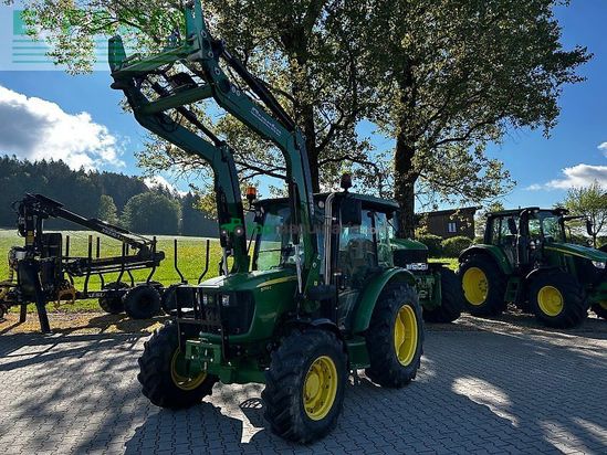 Tractor agrícola - John Deere - 5055 e