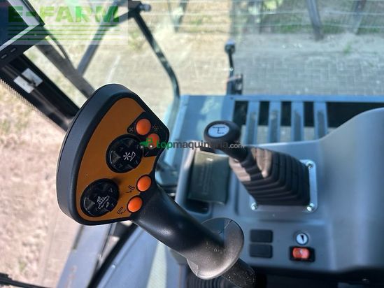 Cosechadora de Cereal - Fendt - 5225 e