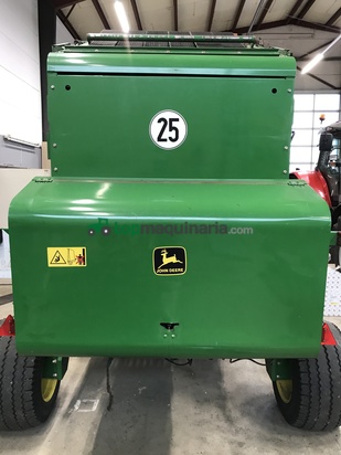Empacadora gigant - John Deere - 590
