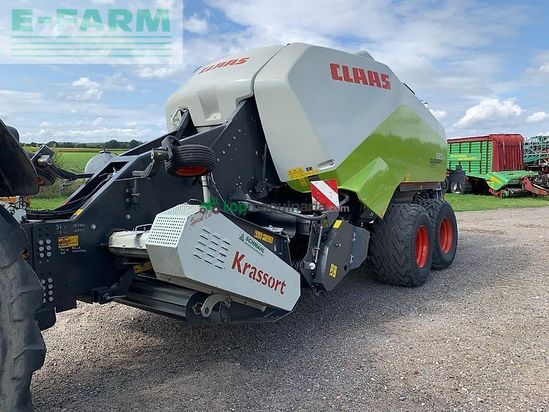 Empacadora gigant - Claas - quadrant 3300