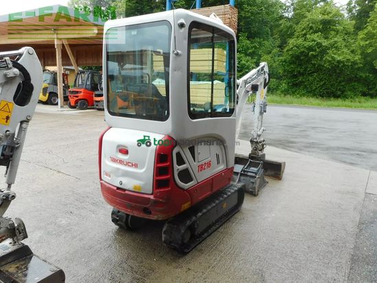 Excavadora - Takeuchi - tb 216 ( 1.865kg ) powertilt + 3 löffel