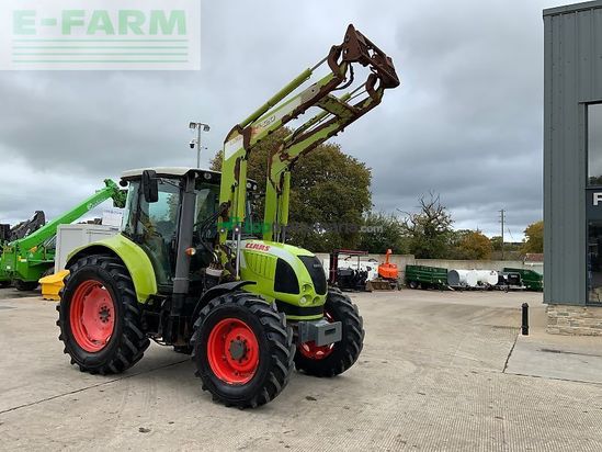 Tractor agrícola - Claas - arion 530 tractor (st24310)