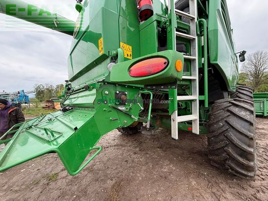 Cosechadora de Cereal - John Deere - T670i