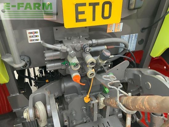 Tractor agrícola - Claas - celtis 426rc tractor (st24608)