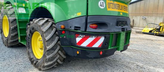 Cosechadora de Cereal - John Deere - 8300
