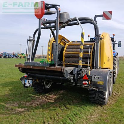 Empacadora gigant - New Holland - roll-baler 125