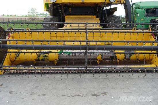 Cosechadora de Cereal - New Holland - tc 5050