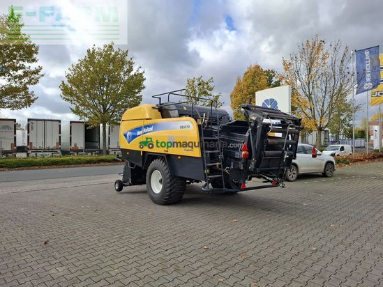 Empacadora gigant - New Holland - bb 9070